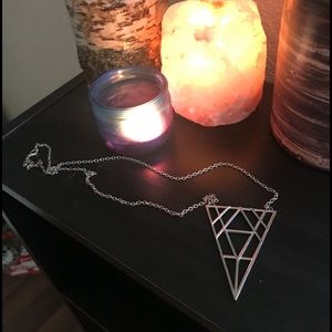 Long Geometric Triangle Necklace